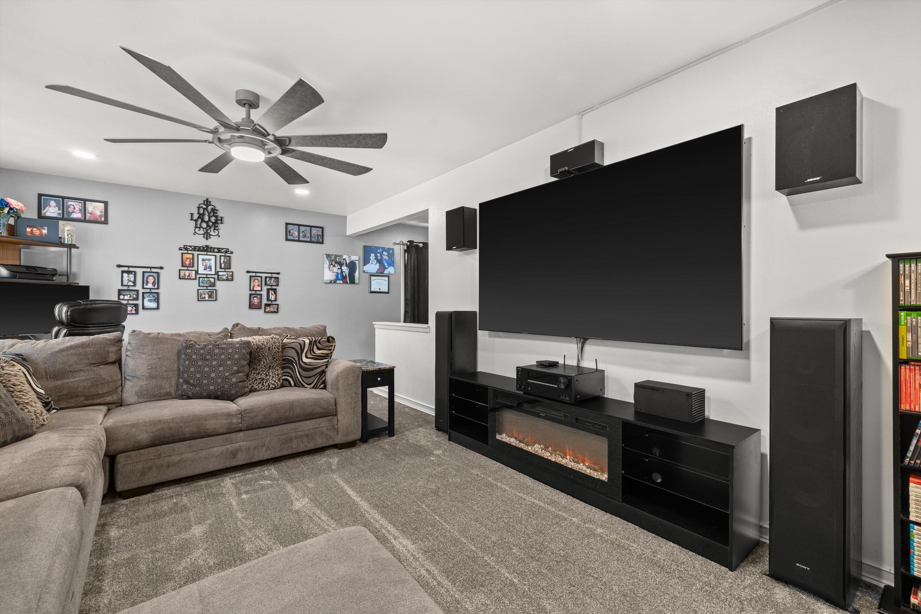 2902 23rd Street Kenosha, WI 53140 - Photo 4 of 45 04-IMG_8889