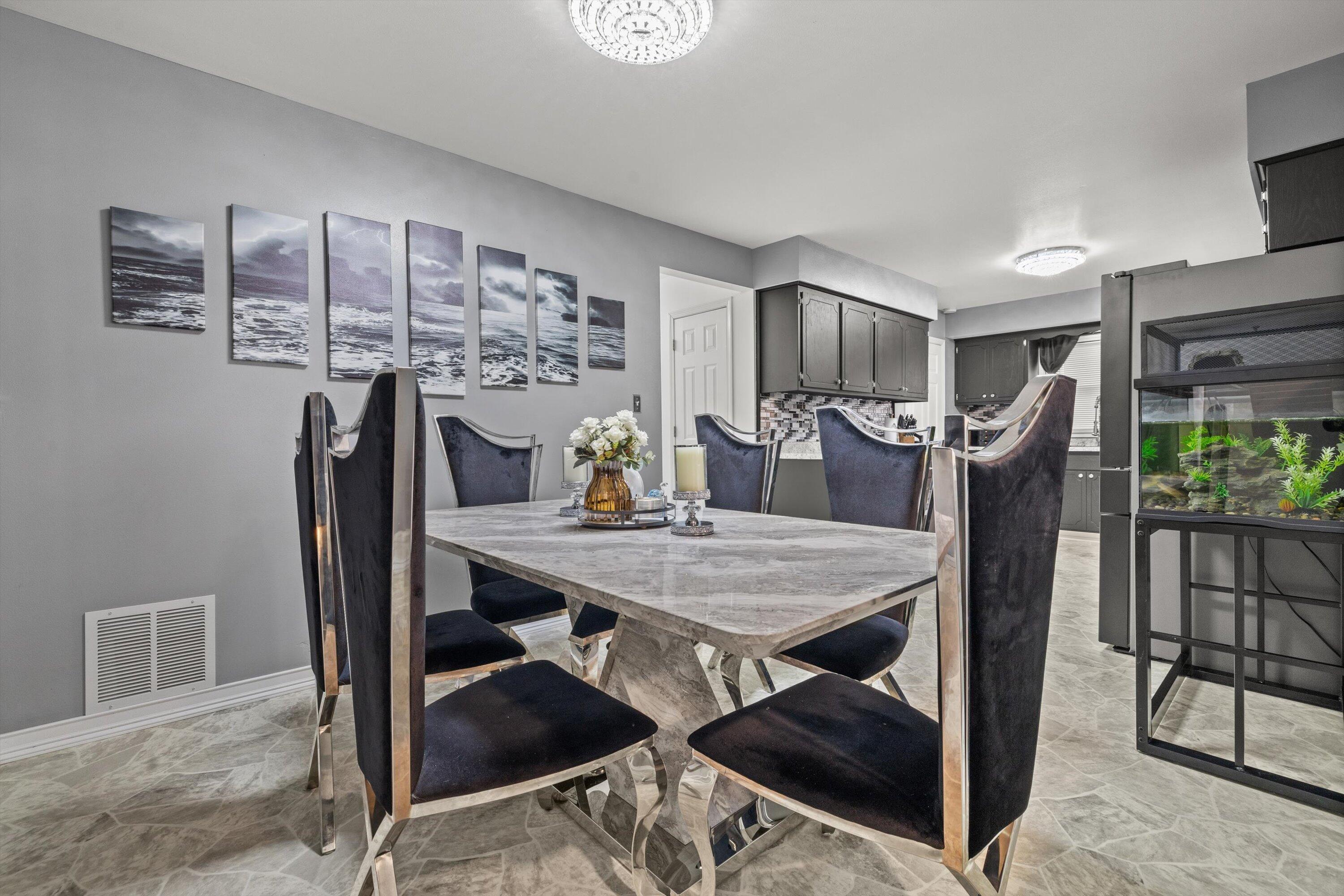 2902 23rd Street Kenosha, WI 53140 - Photo 10 of 45 07-IMG_8898