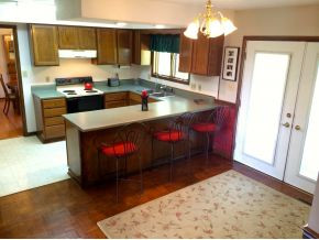 1807 Colonial Ridge Road Johnson City, TN 37604 - Photo 5 of 19 Kitchen
