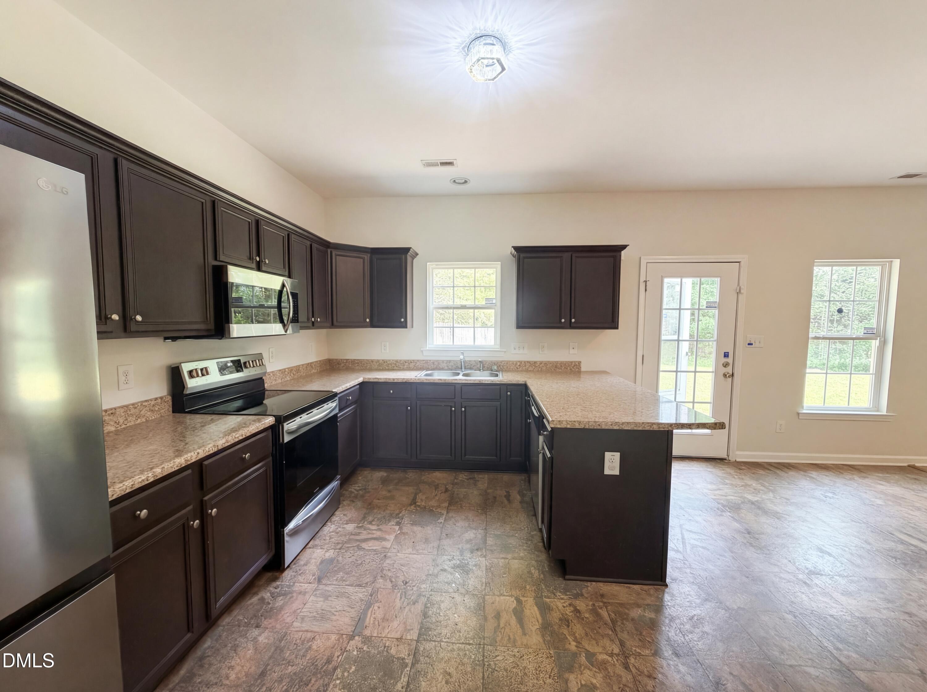 3705 Chancellorsville Court Raleigh, NC 27610 - Photo 15 of 16 listing_14