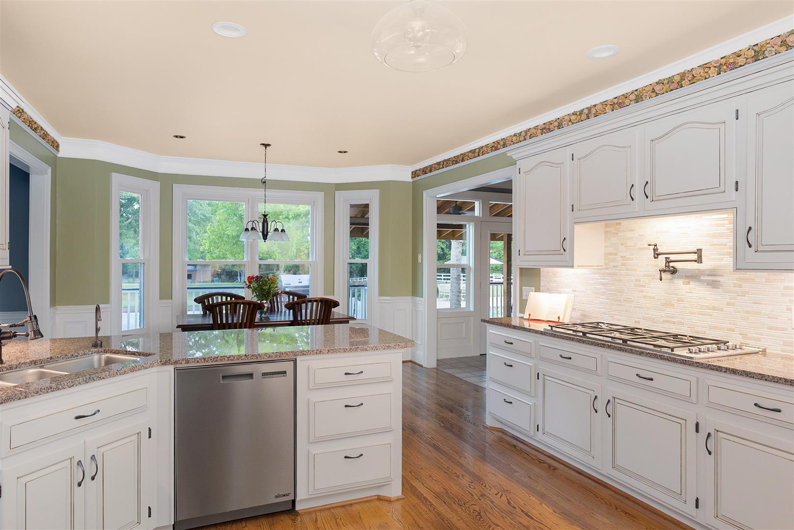558 West Butternut Road Summerville, SC 29483 - Photo 15 of 54 15 - Kitchen 2 (Large)
