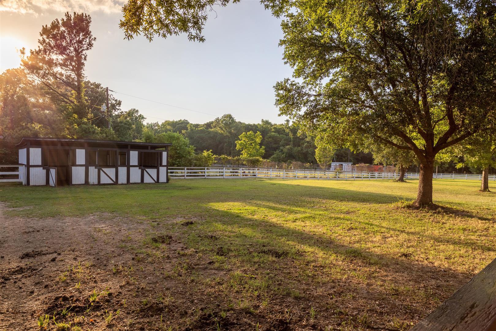 558 West Butternut Road Summerville, SC 29483 - Photo 41 of 54 41 - Barn 3 stables (Large)