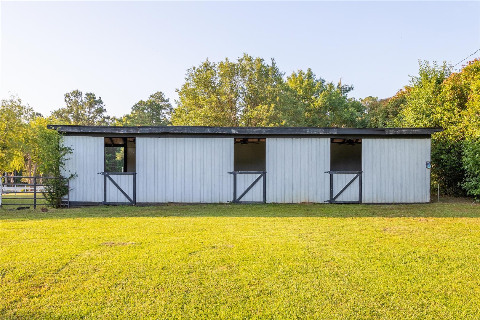 558 West Butternut Road Summerville, SC 29483 - Photo 42 of 54 42 - Barn 4 stables (Large)
