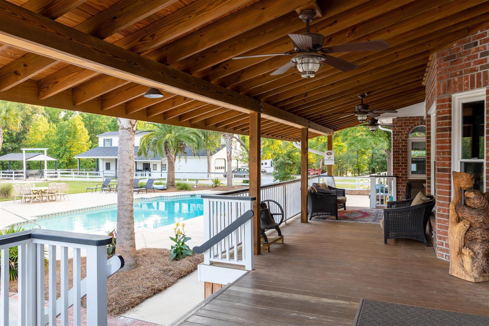 558 West Butternut Road Summerville, SC 29483 - Photo 8 of 54 8 - Back porch (Large)