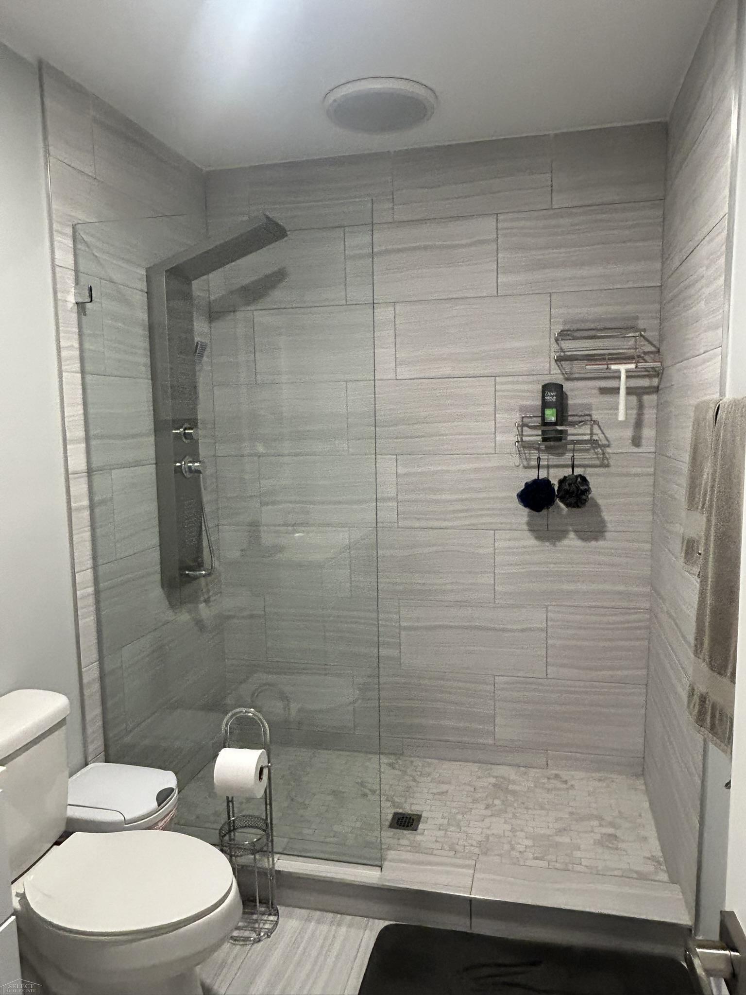 2720 East Maple Road Troy, MI 48083 - Photo 25 of 60