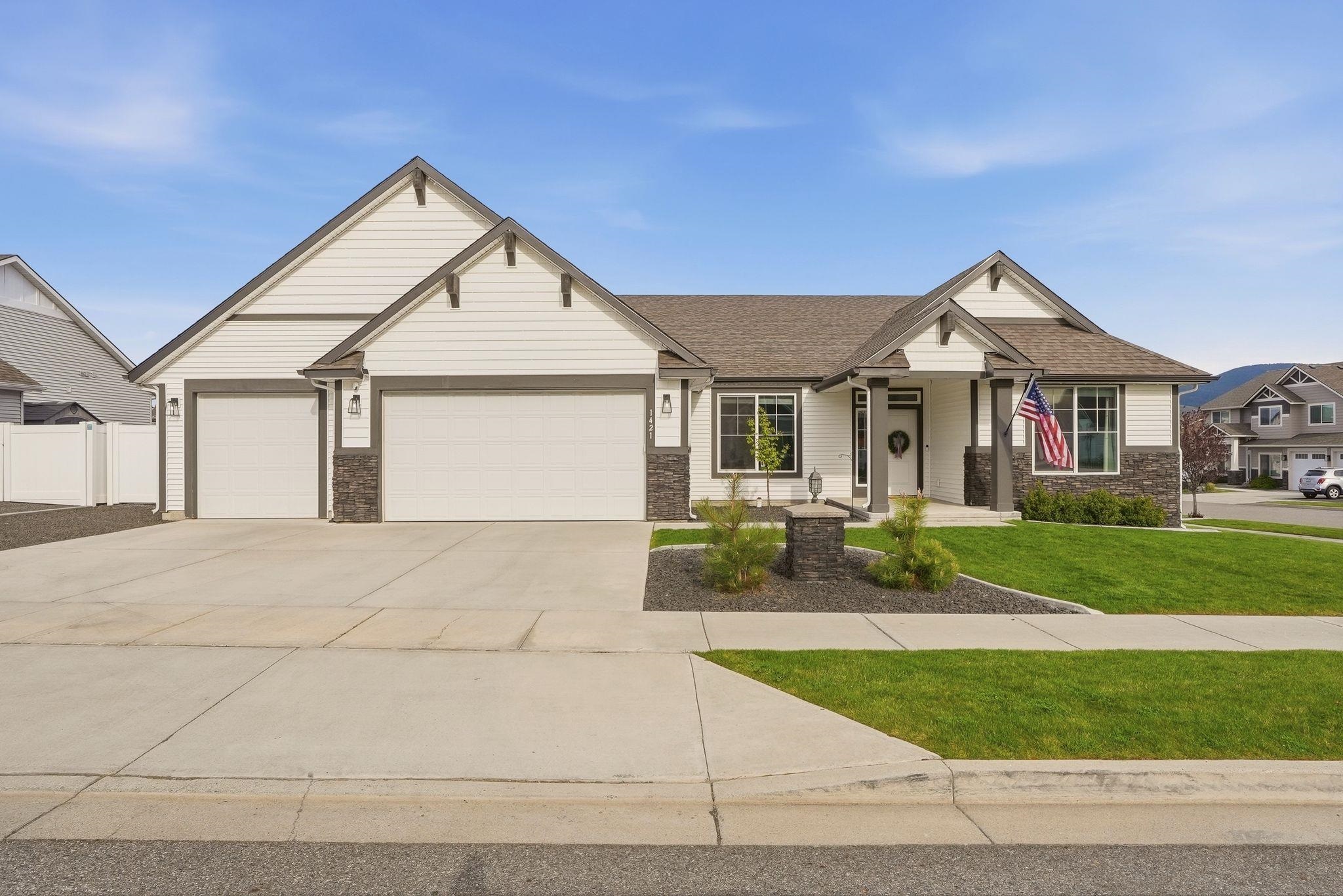1421 South Hodges Road Spokane Valley, WA 99016 - Photo 1 of 49 Gallery Image 1