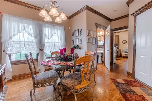 $599,900 | 317 South Kentucky Street, Adrian, MO 64720