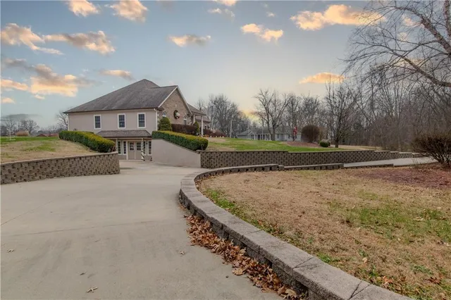 $675,000 | 317 South Kentucky Street, Adrian, MO 64720