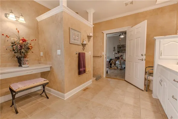 $599,900 | 317 South Kentucky Street, Adrian, MO 64720