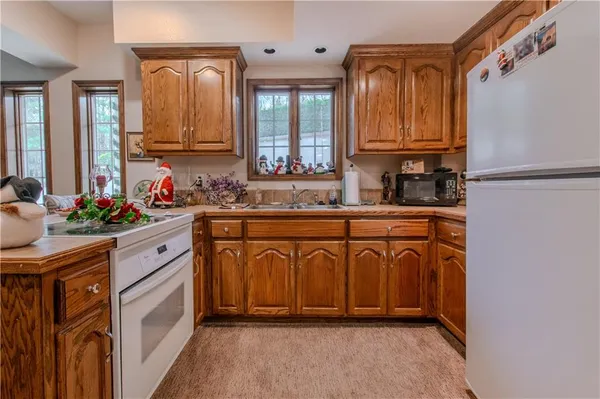 $599,900 | 317 South Kentucky Street, Adrian, MO 64720