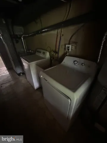 $2,200 | 3821 Berkley Avenue, Drexel Hill, PA 19026