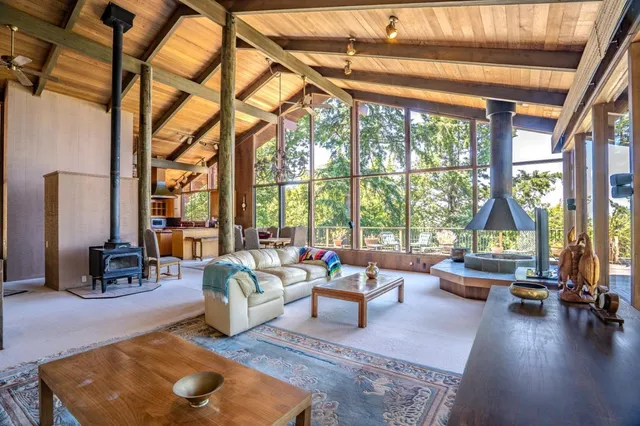 $2,495,000 | 45 Ranch Road, Woodside, CA 94062