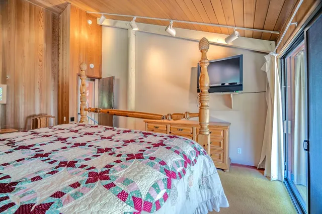 $2,495,000 | 45 Ranch Road, Woodside, CA 94062