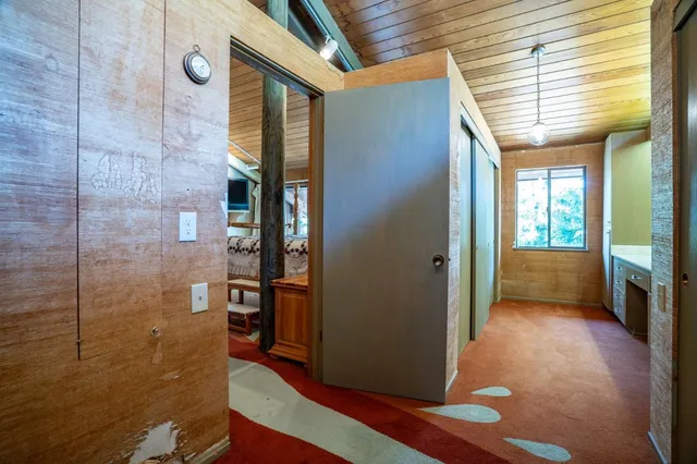 $2,495,000 | 45 Ranch Road, Woodside, CA 94062