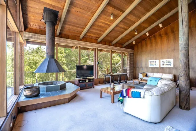 $2,495,000 | 45 Ranch Road, Woodside, CA 94062