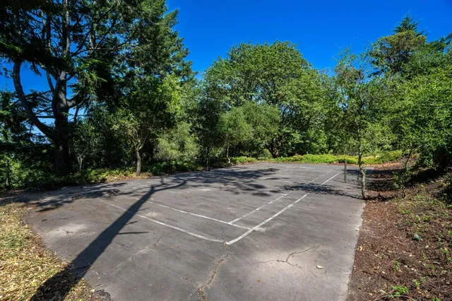 $2,495,000 | 45 Ranch Road, Woodside, CA 94062