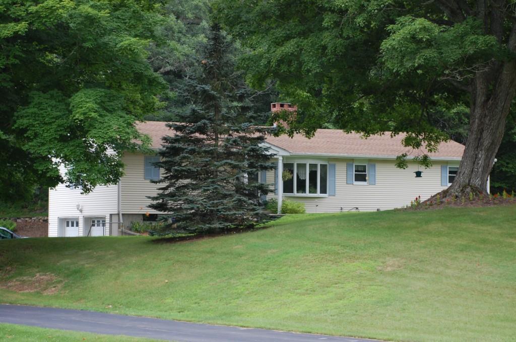 899 Gungywamp Road Groton, CT 06340 - Photo 1 of 1 Gallery Image 1