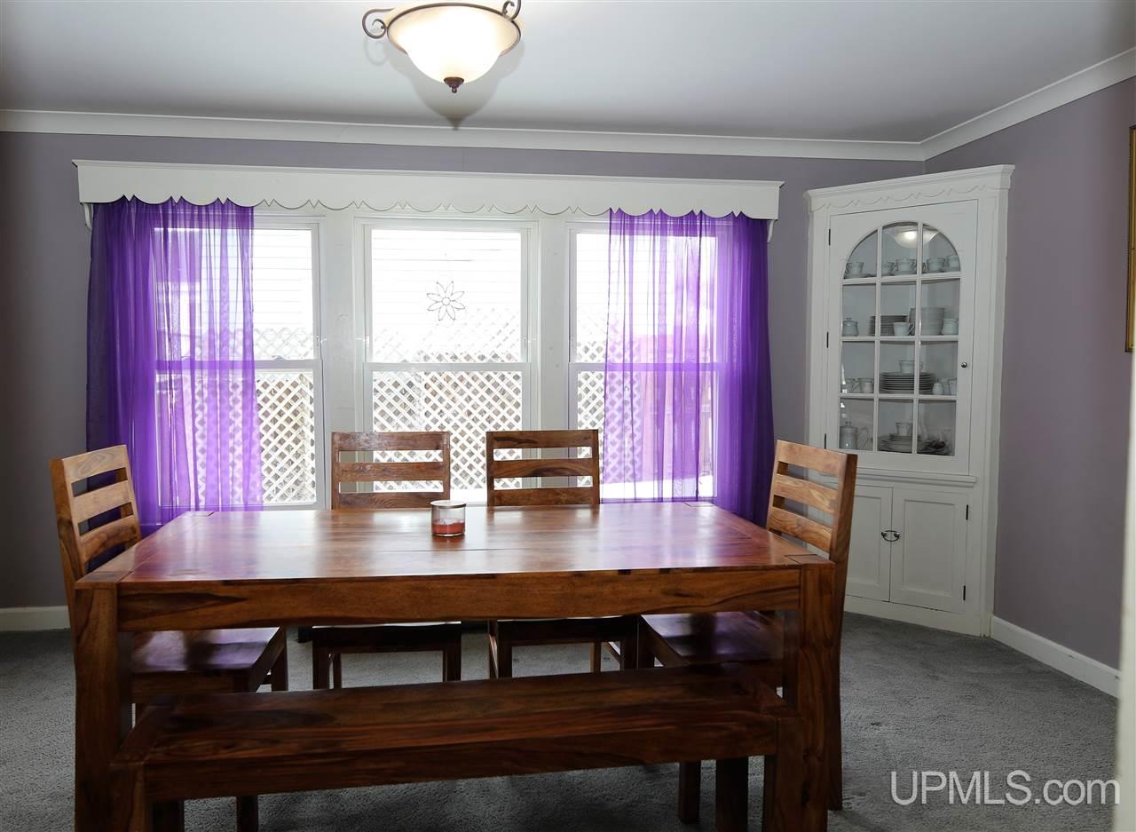 636 East Division Street Ishpeming, MI 49849 - Photo 9 of 43