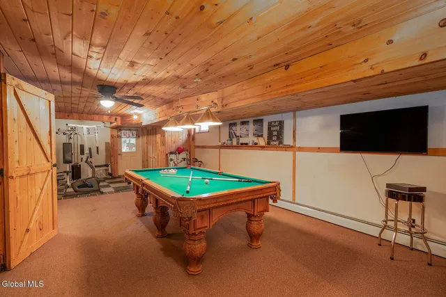 $402,000 | 20 Kamarak Way, Granville, NY 12832