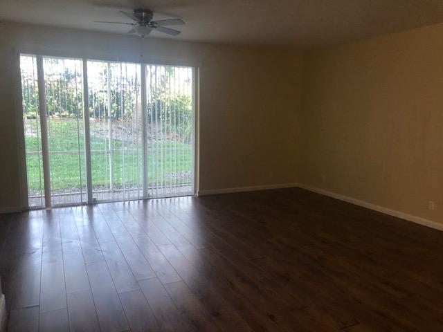 2353 Center Stone Lane Riviera Beach, FL 33404 - Photo 4 of 26 IMG_0666