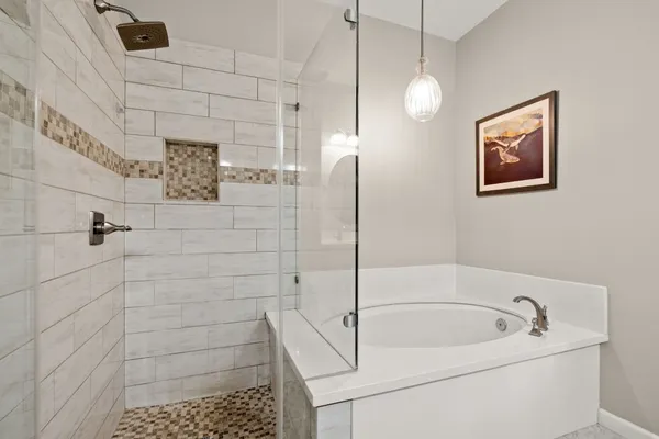 $595,000 | 34 Plum Blossom Place, The Woodlands, TX 77381