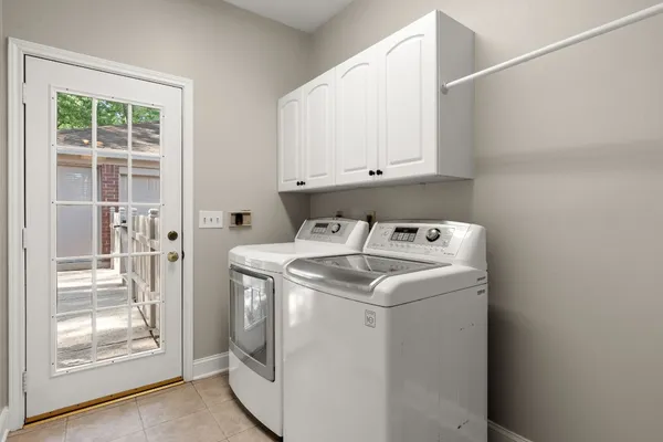 $595,000 | 34 Plum Blossom Place, The Woodlands, TX 77381