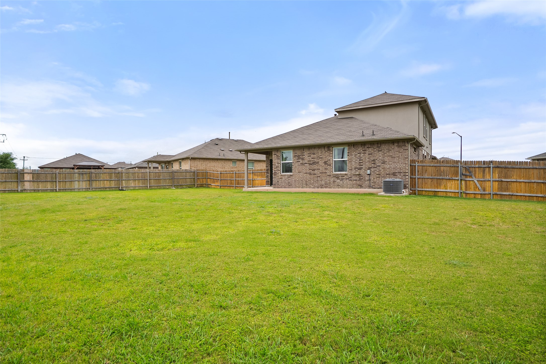 146 Brunnen Way Georgetown, TX 78626 - Photo 27 of 32