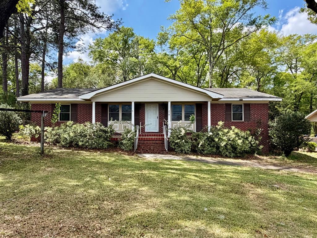 1935 Denton Road Dothan, AL 36303 - Photo 1 of 21 Main View