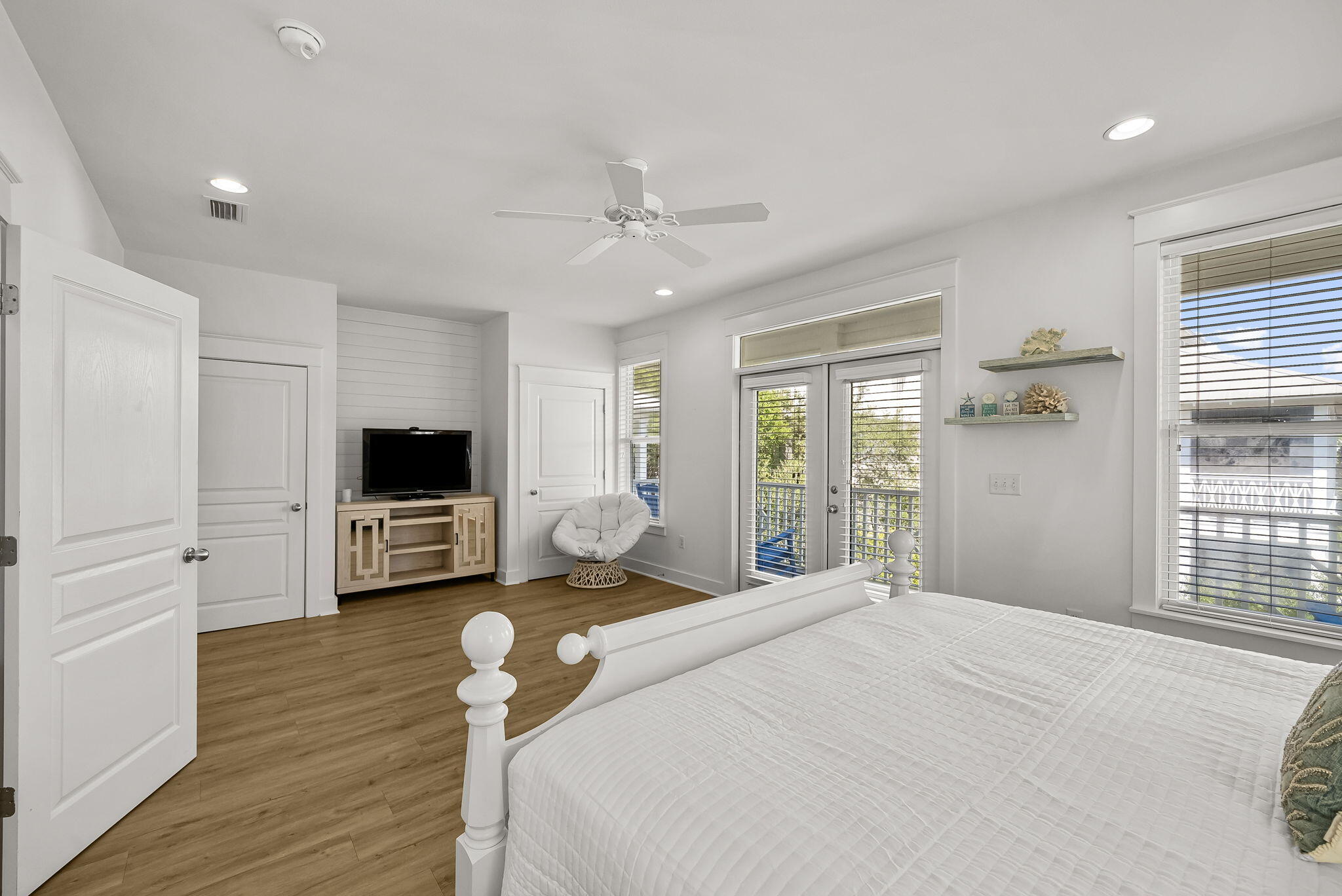 22 Moonlight Beach Lane Inlet Beach, FL 32461 - Photo 29 of 70 a bedroom with a bed and a television