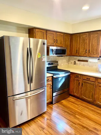 $2,400 | 4010 Camden Street, Easton, PA 18045