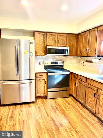 $2,400 | 4010 Camden Street, Easton, PA 18045