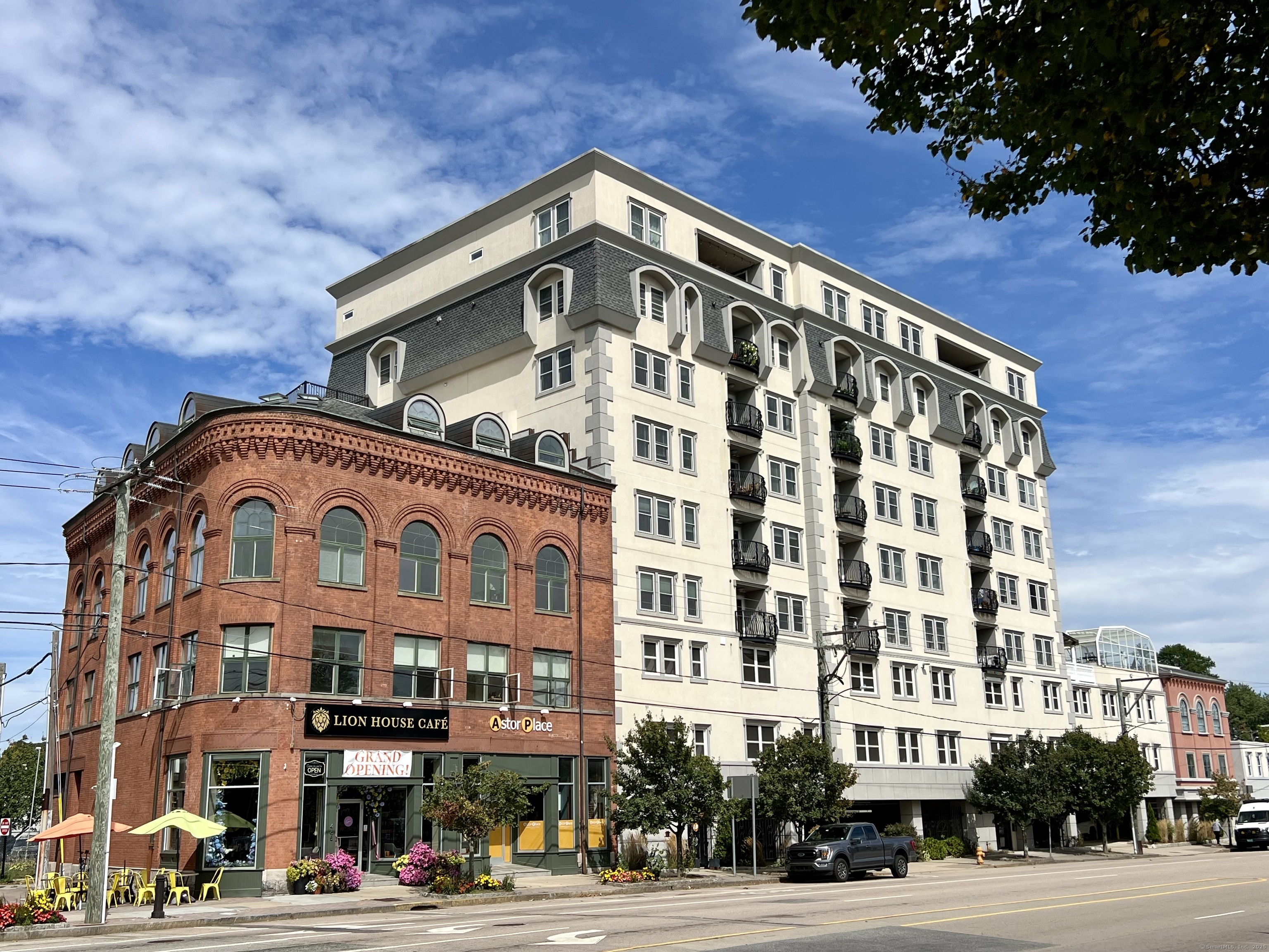 461 Bank Street, Unit 501 New London, CT 06320 - Photo 1 of 1 a front view of a building