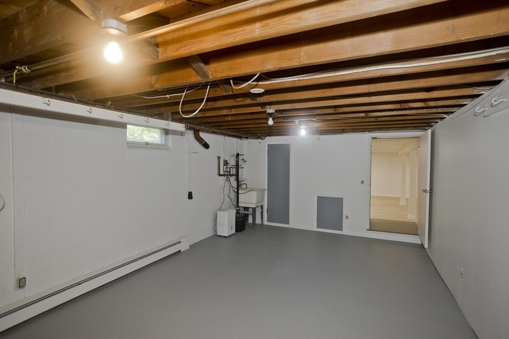 62 Norwich Road Ludlow, MA 01056 - Photo 29 of 41 Gallery Image 29
