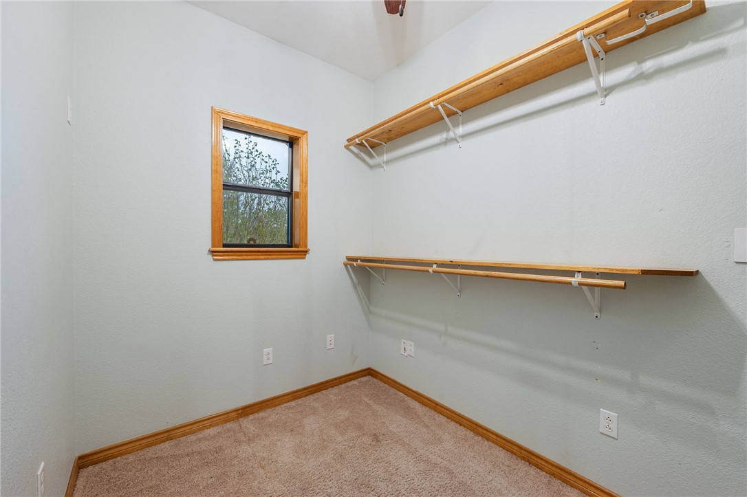 7754 Edge Cut Off Road Hearne, TX 77859 - Photo 19 of 49 a view of a small space