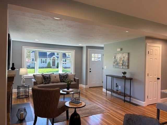 5 Carter Road Wilmington, MA 01887 - Photo 5 of 32 Gallery Image 5