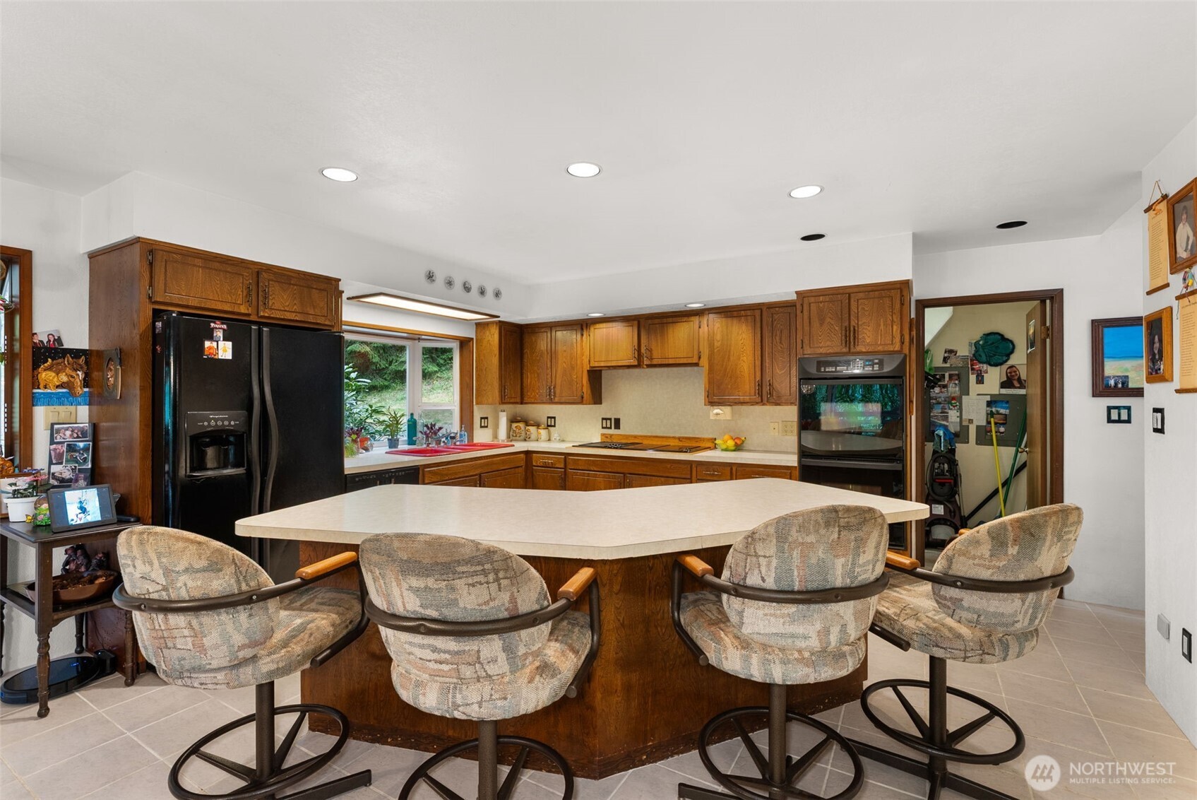 43 Hines Valley Road Raymond, WA 98577 - Photo 14 of 40 a dining room with furniture and window