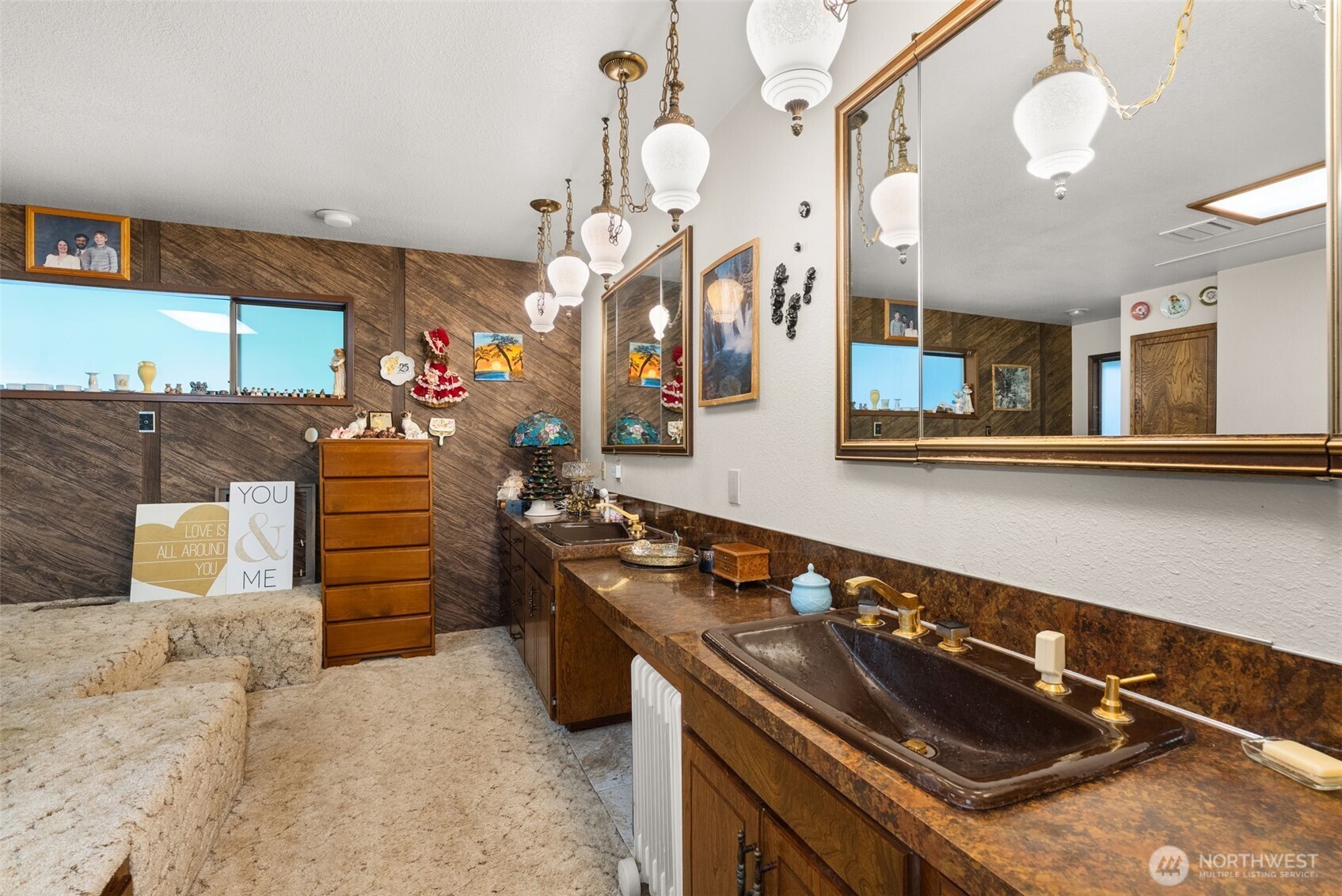 43 Hines Valley Road Raymond, WA 98577 - Photo 21 of 40 a kitchen with stainless steel appliances granite countertop a stove and a sink