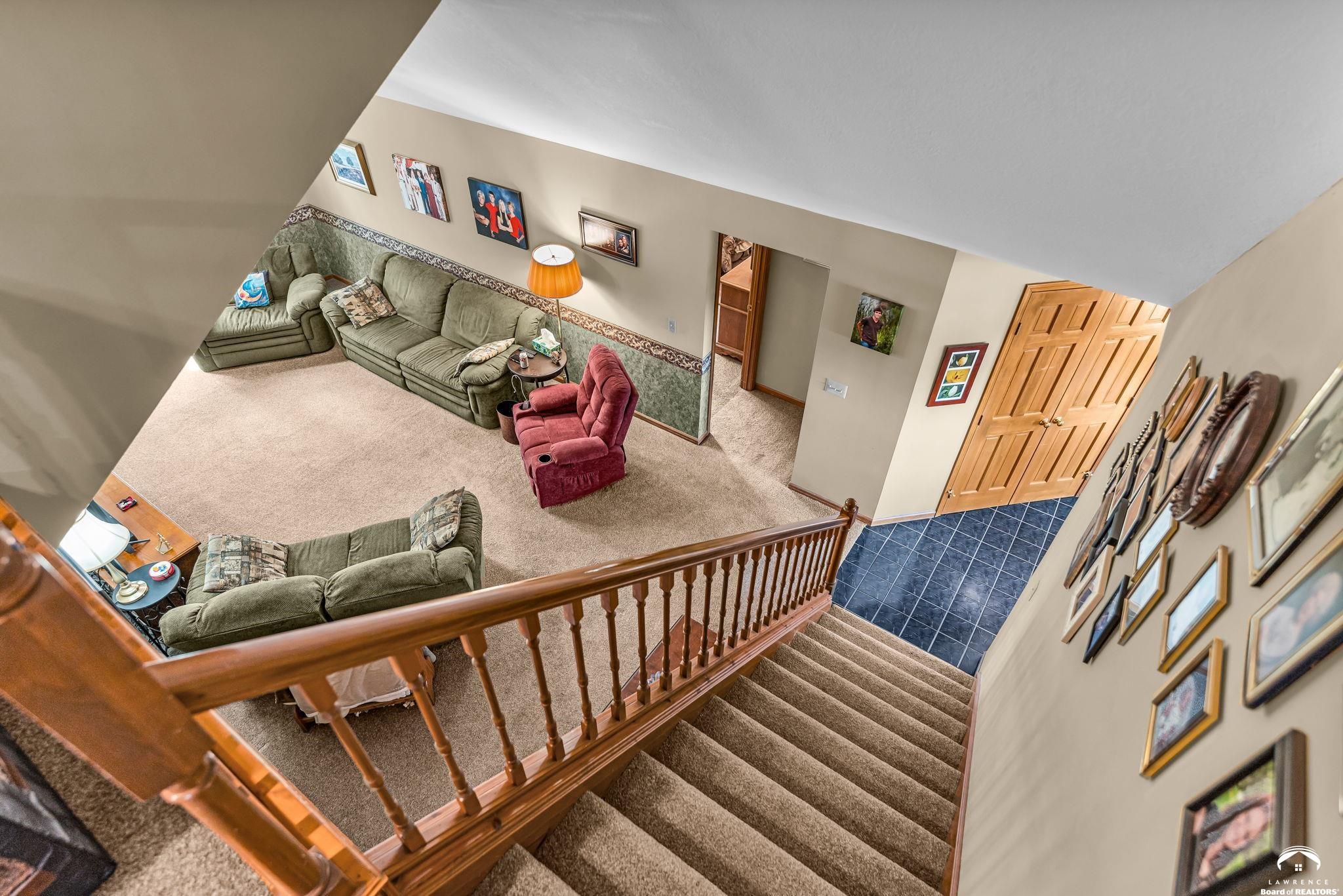 995 East 1549th Road Lawrence, KS 66046 - Photo 34 of 79 Gallery Image 34