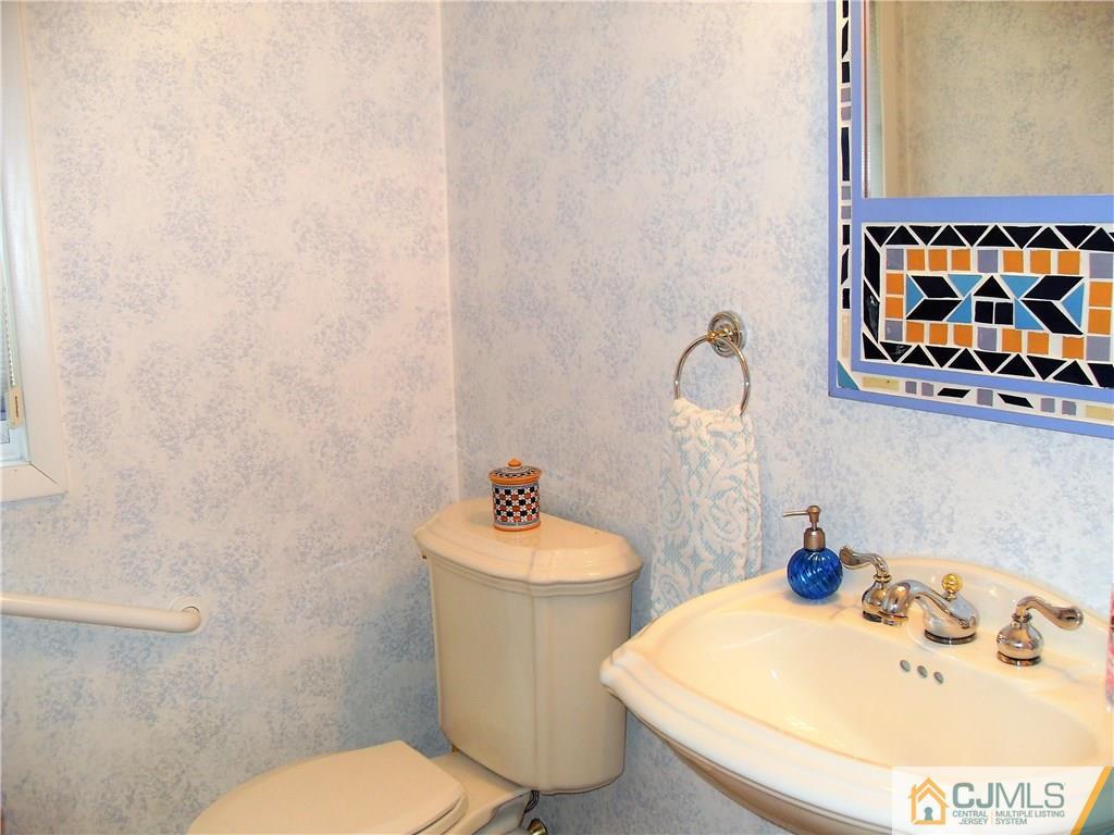 21 Watchung Road East Brunswick, NJ 08816 - Photo 14 of 20 Gallery Image 14