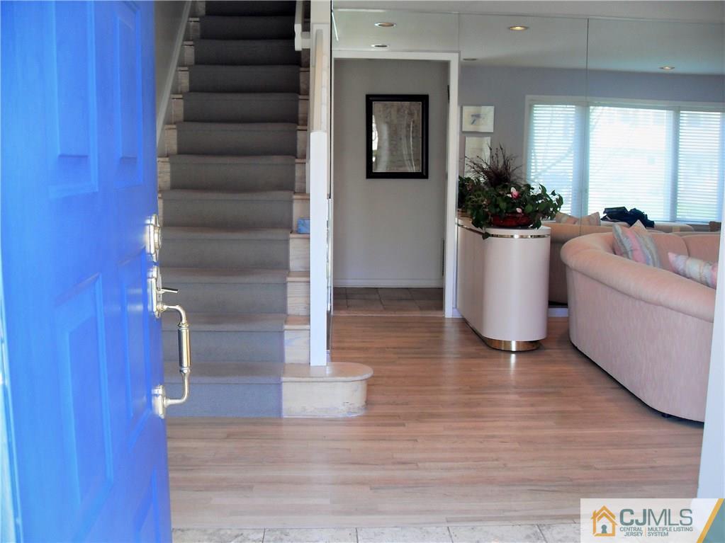 21 Watchung Road East Brunswick, NJ 08816 - Photo 3 of 20 Gallery Image 3