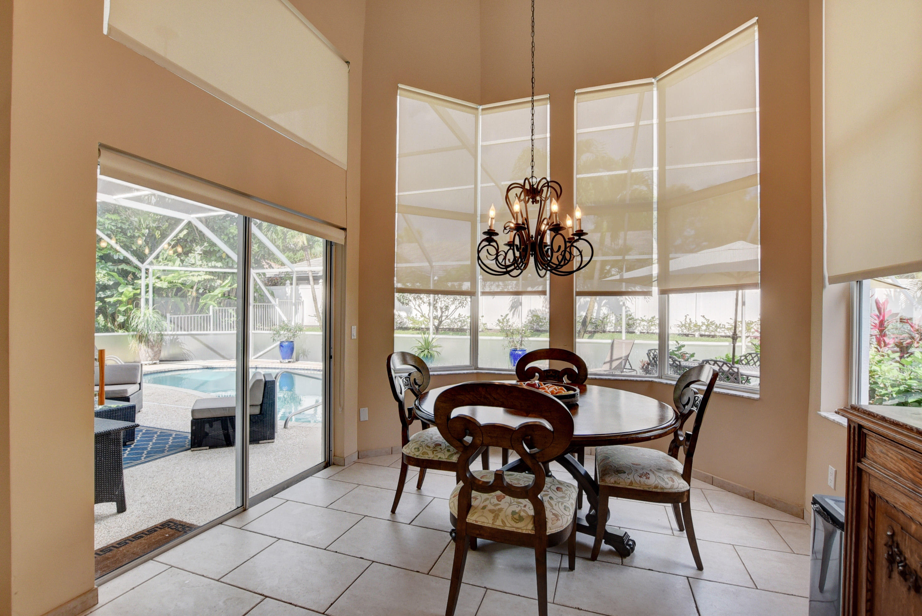 2360 Rabbit Hollowe Circle Delray Beach, FL 33445 - Photo 29 of 56 Kitchen