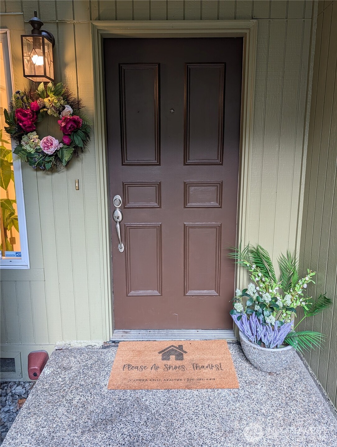 30853 13th Place South, Unit 2 Federal Way, WA 98003 - Photo 35 of 37 a view of front door