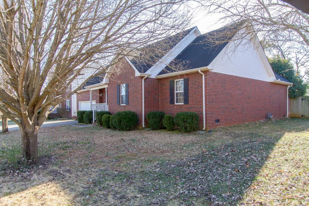 318 Thetahill Road Murfreesboro, TN 37130 - Photo 2 of 17 Gallery Image 2