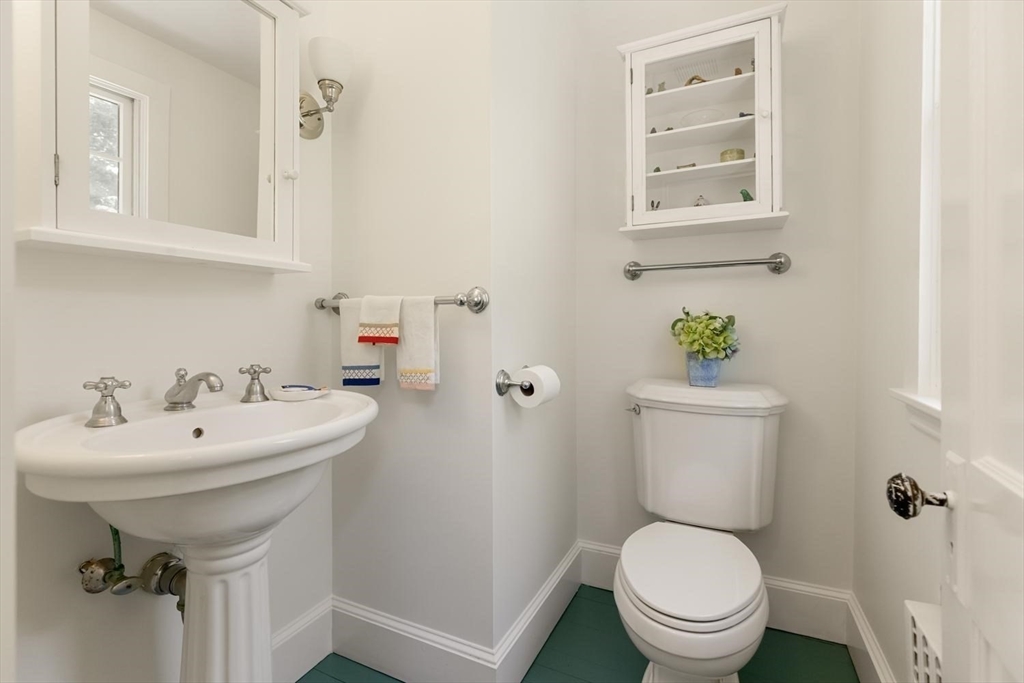 9 Wilson Street Winchester, MA 01890 - Photo 20 of 38