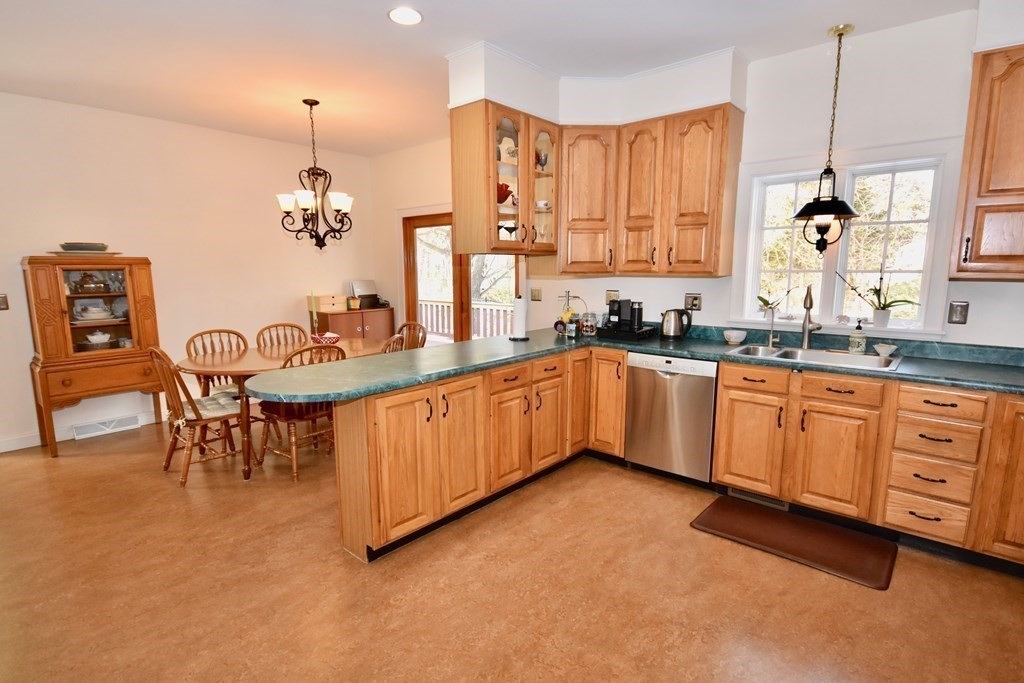 2 High Meadow Road Hadley, MA 01035 - Photo 9 of 37 Gallery Image 9