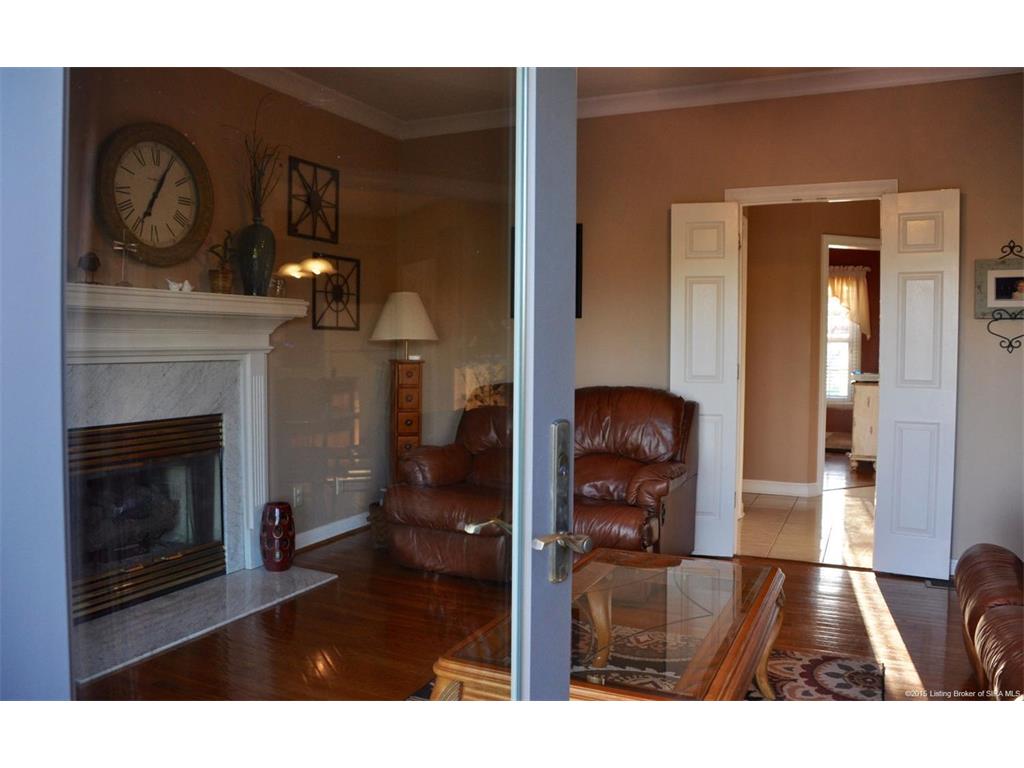 6019 Springcrest Drive Georgetown, IN 47122 - Photo 13 of 68
