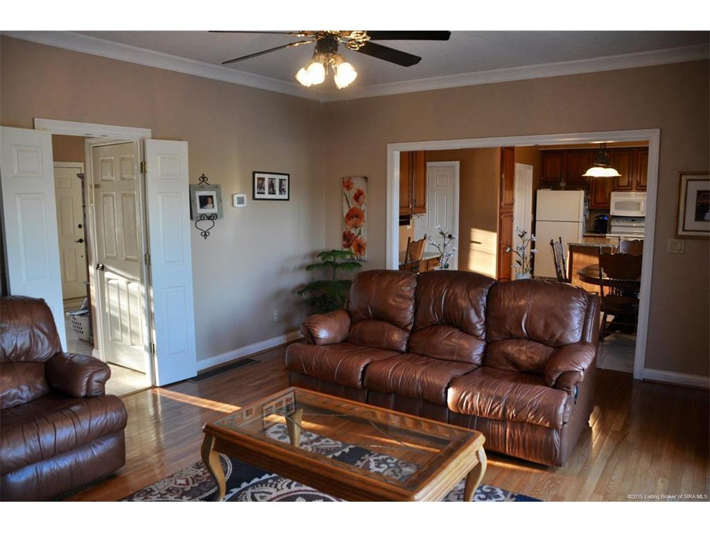 6019 Springcrest Drive Georgetown, IN 47122 - Photo 15 of 68