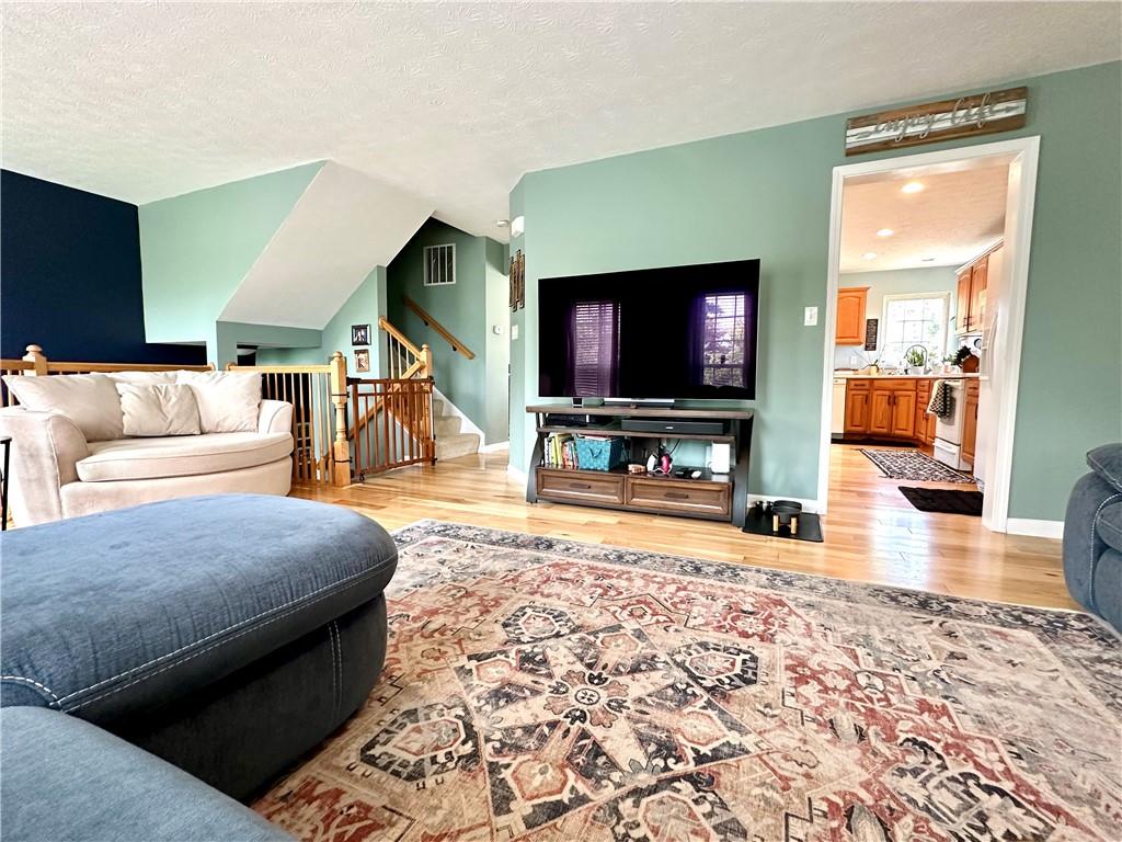 110 Park Place McKees Rocks, PA 15136 - Photo 5 of 24 Gallery Image 5