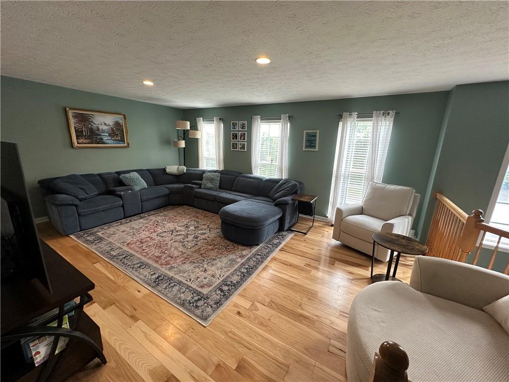 110 Park Place McKees Rocks, PA 15136 - Photo 6 of 24 Gallery Image 6