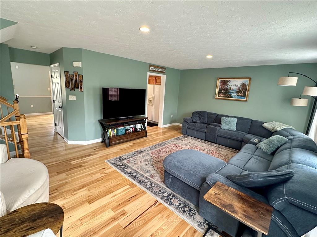 110 Park Place McKees Rocks, PA 15136 - Photo 8 of 24 Gallery Image 8